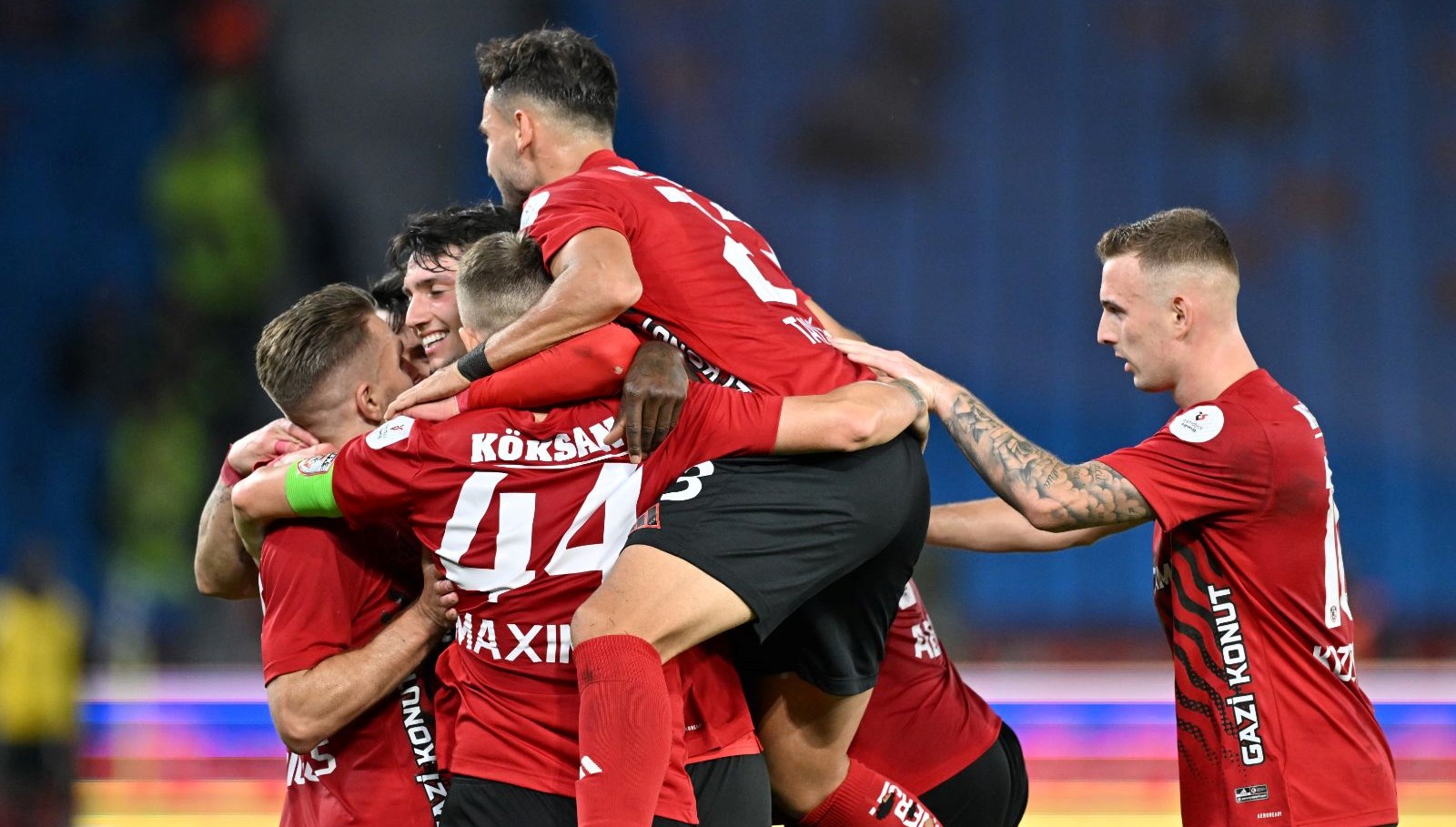 gaziantep fk yenilmiyor trabzonspor maciyla seri 4 maca cikti HaAFZyUd