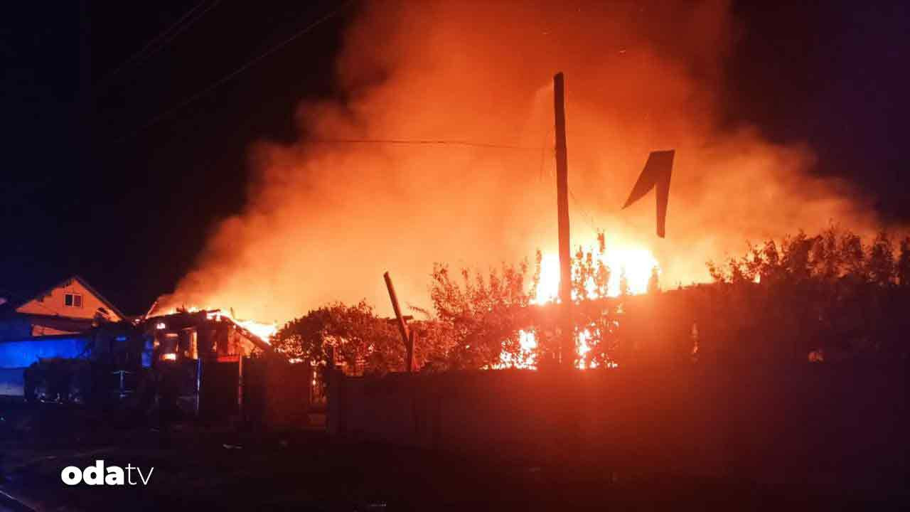 rusya ukraynayi yuzlerce fuzeyle hedef aldi 4SdgayrZ