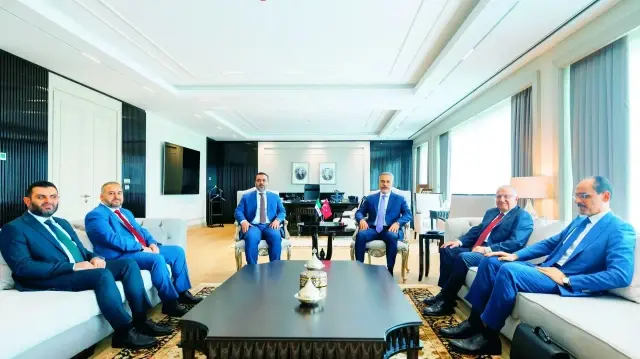 ankarada tek suriye masasi EFim5LAJ.webp