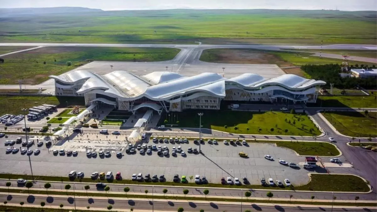 nuri demirag havalimani yolcu sayisi 23 artti RA45rQi2.jpg