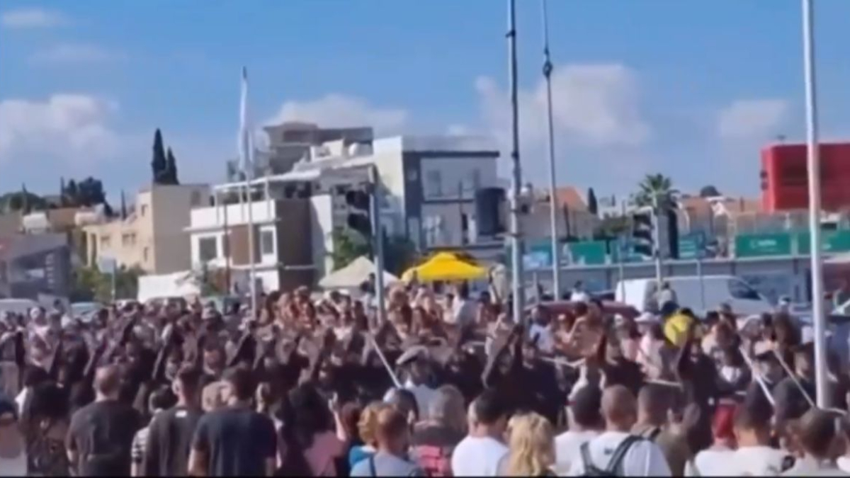 rum komandolardan kktcye provokatif mesaj vM9l3Dji