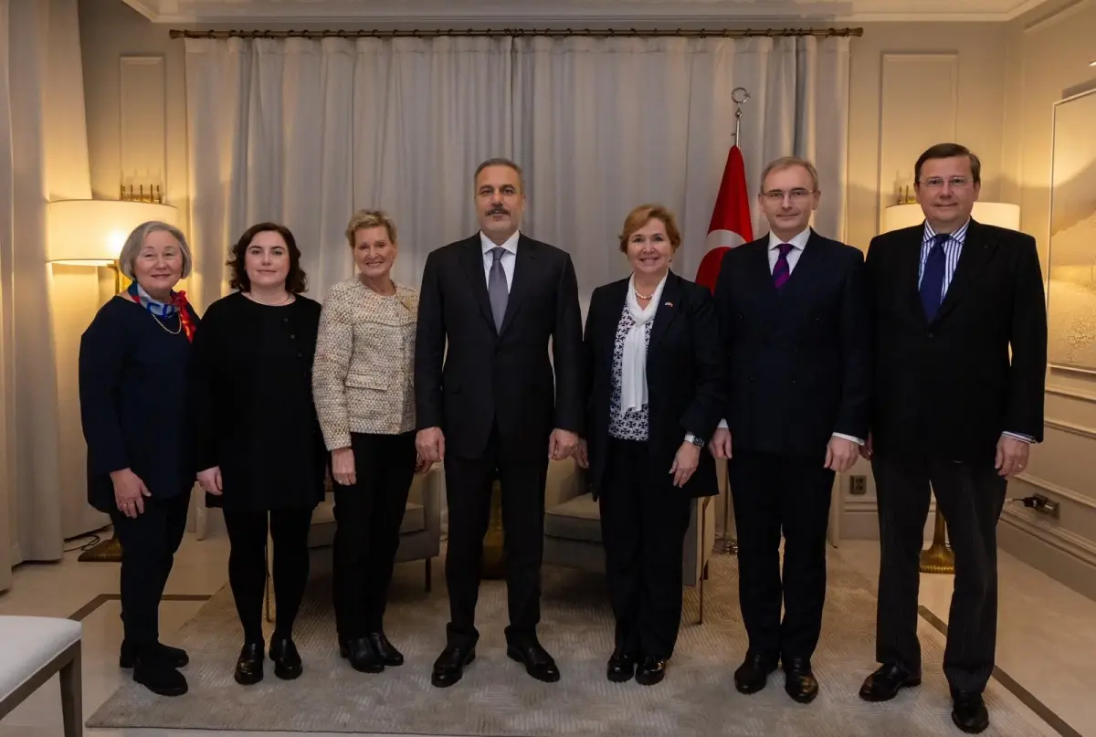 fidan helsinkide islam cemaatini kabul etti 1VqtSUsY.jpg