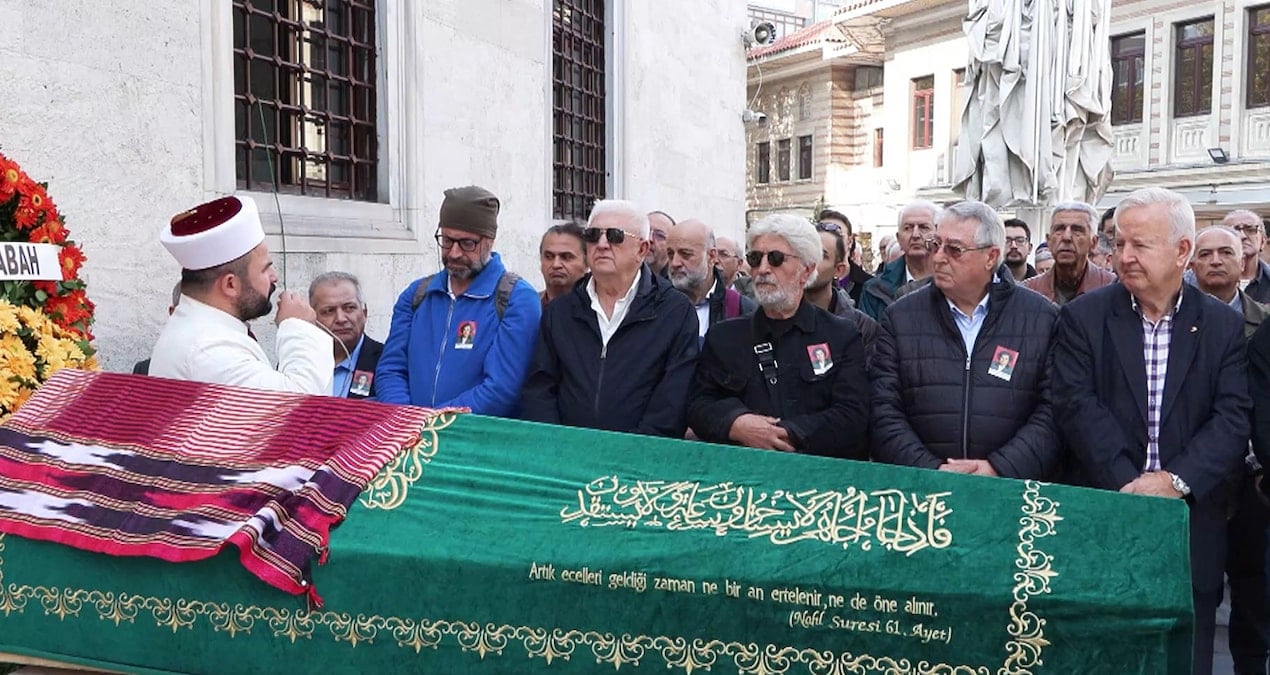 hocalarin hocasi suheyla altmisdort son yolculuguna ugurlandi CHtTdStu.jpg