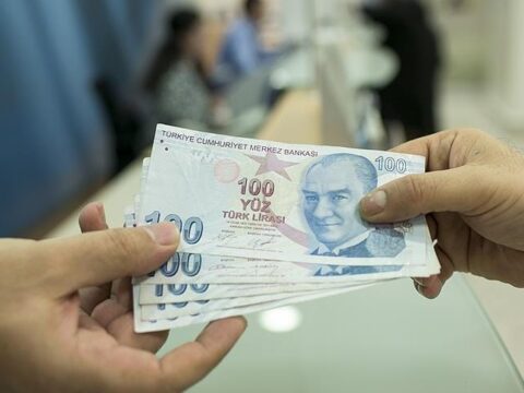 Bankaların Mevduat Faiz Yarışı: 400 Bin TL Yatırımın Aylık Getirisi