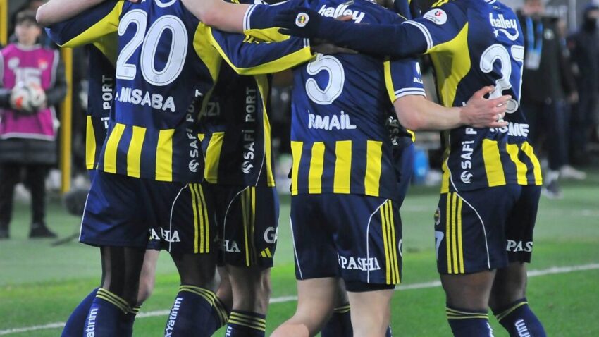 Fenerbahcenin yildizi almanya yolcusu transfere onay verdi IkG8fRqL